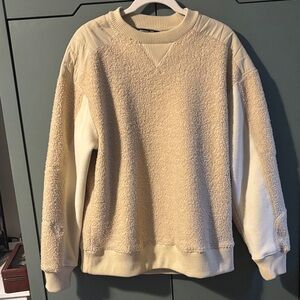 Backcountry Men's Beige fleece Sweater